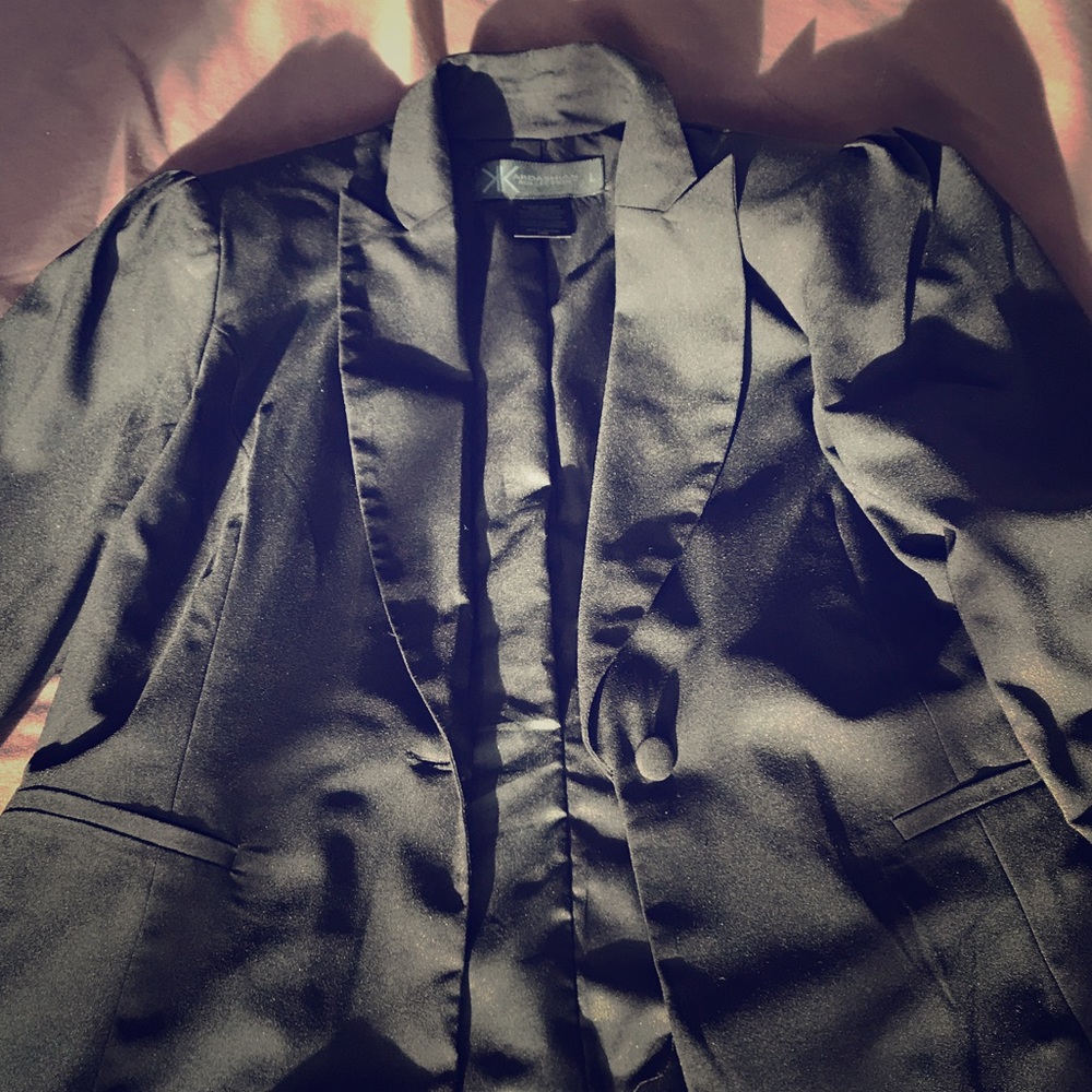 Kim Kardashian blazer